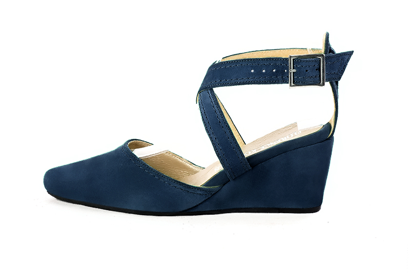 Navy blue women's open back shoes, with crossed straps. Round toe. Medium wedge heels. Profile view - Florence KOOIJMAN